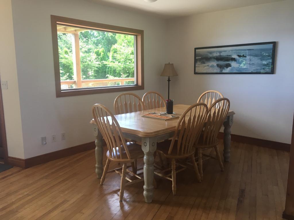 Tofino Stormbay Guest House Экстерьер фото